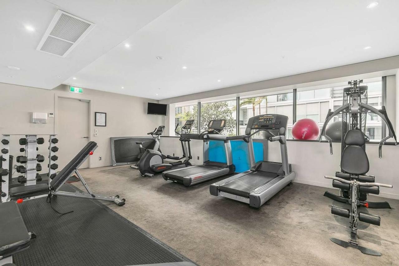 Two Bedroom Apartment - Pool, Gym & Free Parking! オークランド エクステリア 写真