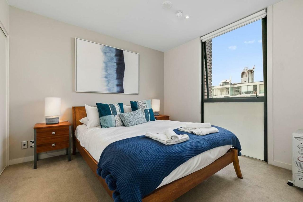 Two Bedroom Apartment - Pool, Gym & Free Parking! オークランド エクステリア 写真